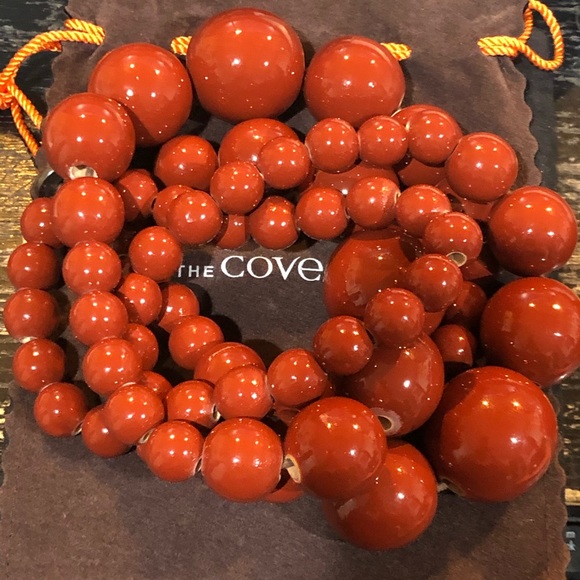 Jewelry - Brown bead necklace from The Cove Atlantis